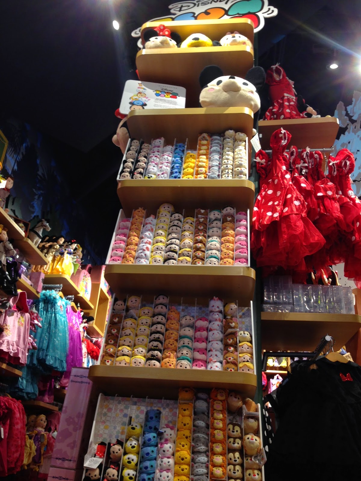 tsum tsum disney store