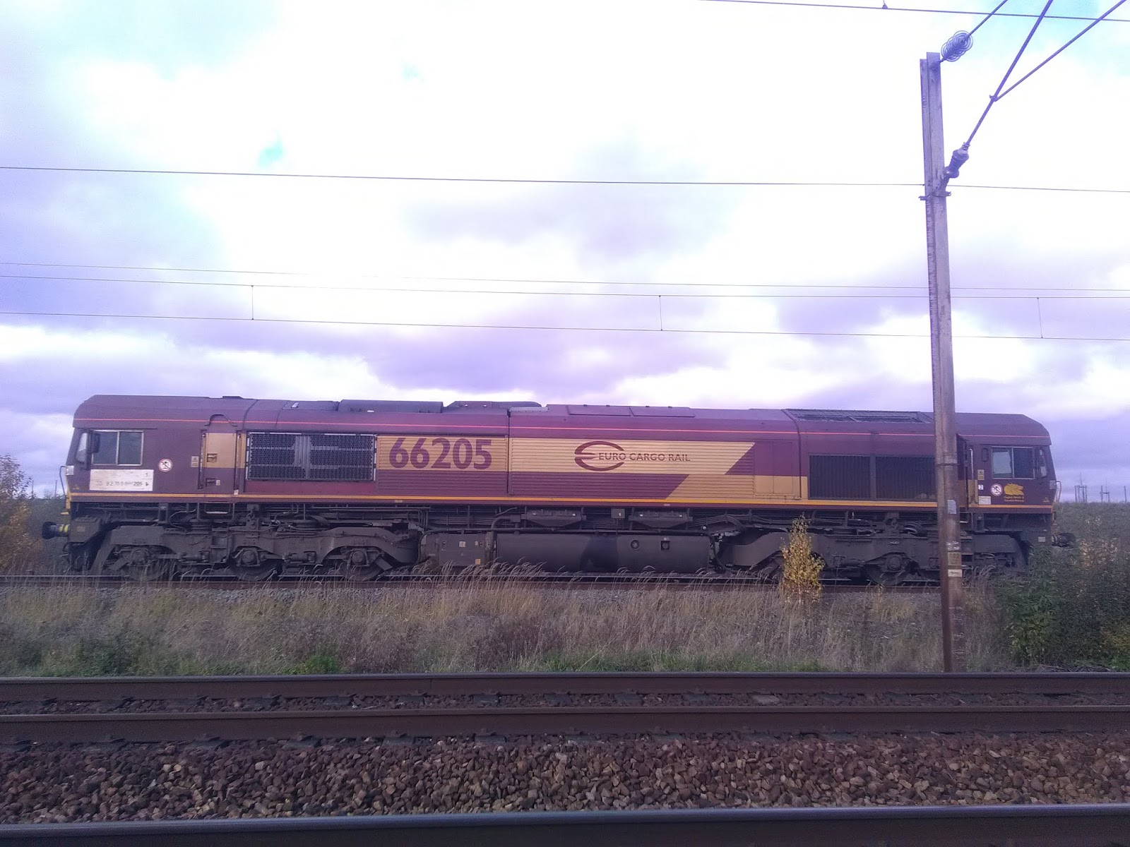 LA PASSION DU TRAIN: Il y a 66205 et 66205 par Laurent
