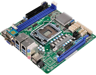 komponen komputer mainboard