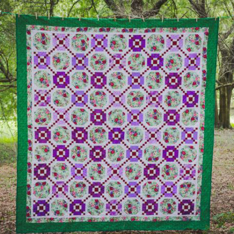 Rachael’s Chain Linked Beauties Quilt Designed by Becky Petersen of Quilted Twins