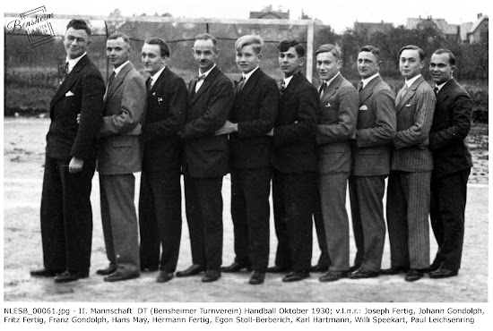 Turnverein Bensheim 1862, Handballmannschaft Oktober 1930: Joseph Fertig, Johann Gondolph, Fritz Fertig, Franz Gondolph, Hans May, Hermann Fertig, Egon Stoll-Berberich, Karl Hartmann, Willi Speckart, Paul Leichsenring, Nachlass Egon Stoll-Berberich, Bensheim