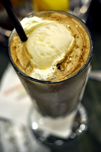 Coke Float with Vanilla Ice Cream - Burgers and More by Emeril - Bethlehem, PA | Taste As You Go