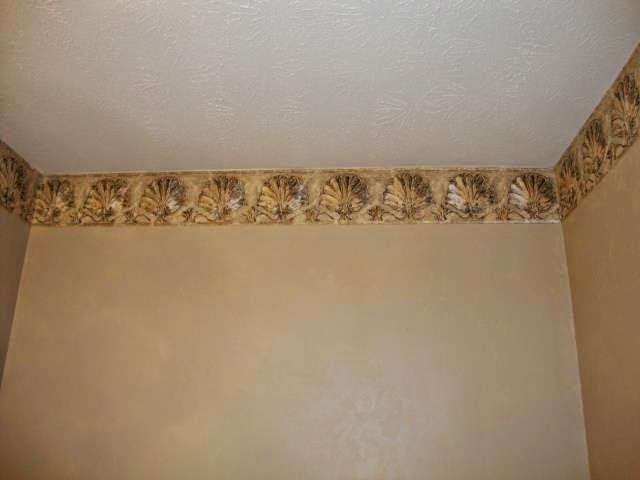 At Home With Veronique: Saving my 1980's Powder Room!