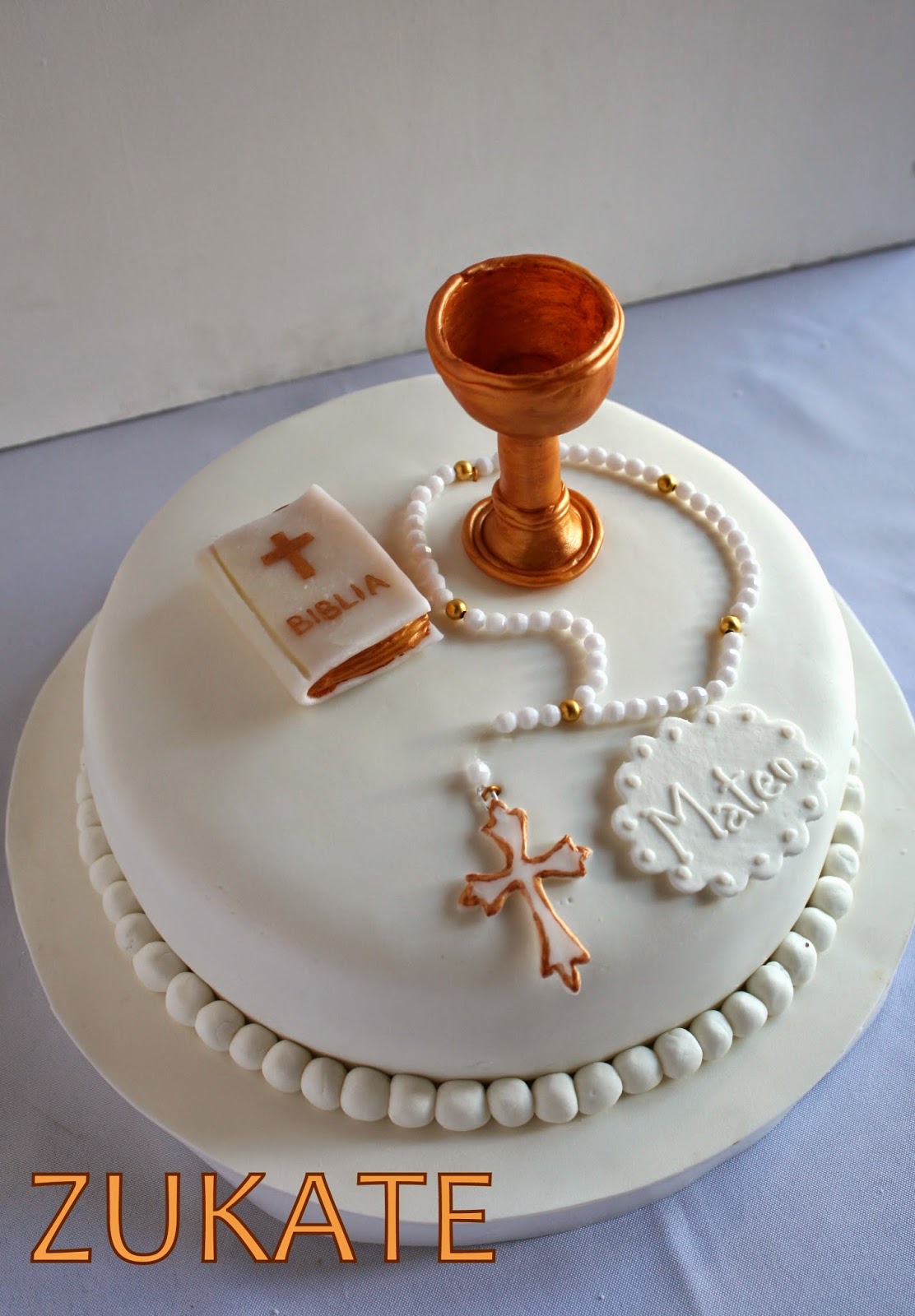 TORTA DE PRIMERA COMUNIÓN PARA MATEO | ZUKATE