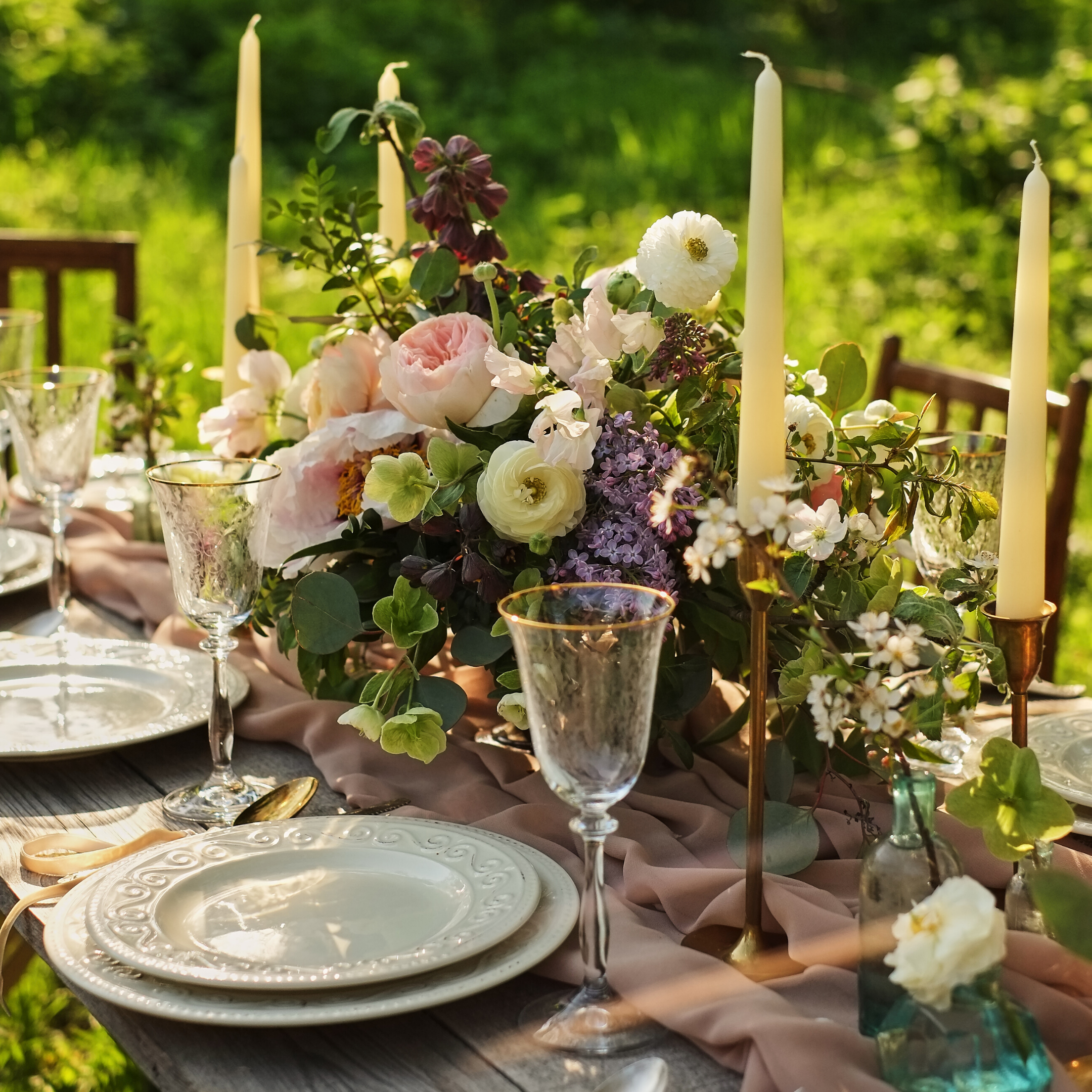 Fairytale Wedding Planning in the UK Wedding Table Ideas