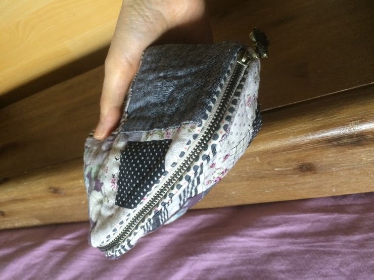 Quilted Patchwork Cosmetic Bag Tutorial DIY Tutorial Ideas!