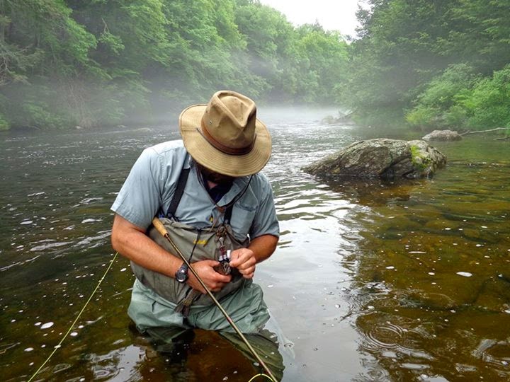 Outdoor Scene Sunday at 9 am on Smokin' 99.9 fm, Alexa, Tune