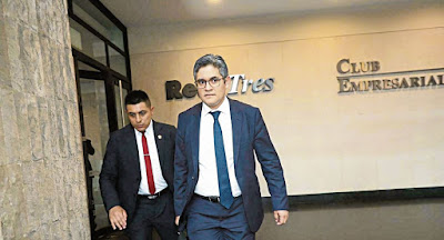 Fiscal José Domingo Pérez sorprende otra vez a la Confiep y allana sus oficinas