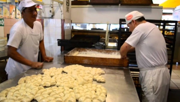 Cerraron 400 panaderías y despidieron a 1500 trabajadores en lo que va de 2019 Cerraron 400 panaderías y despidieron a 1500 trabajadores en lo que va de 2019