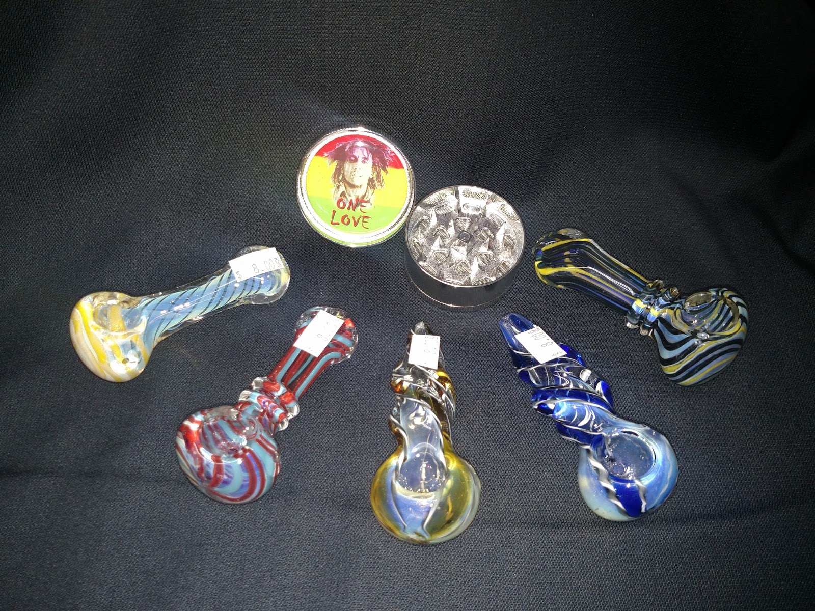 The Kings Humidor Glass Pipes Bowls