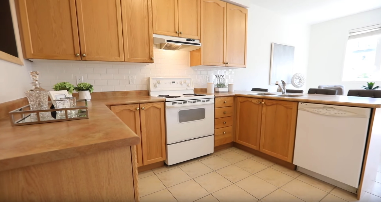 12 Photos vs. 65 Whistle Post St, Toronto vs. Home Interior Design Tour