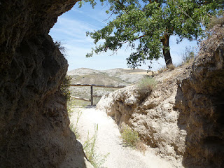 Entrada a las Cuevas del Sanabrio (Huete)