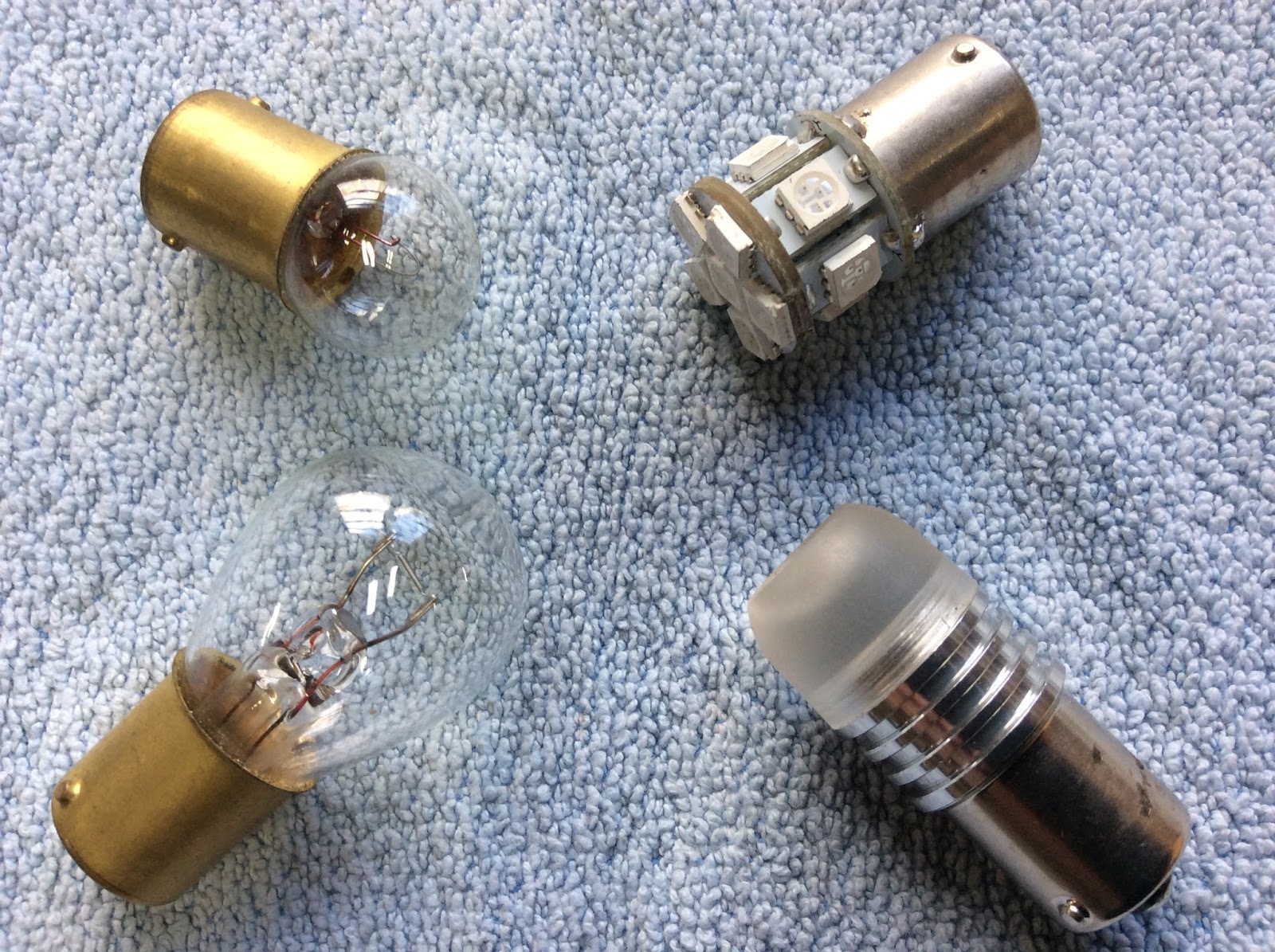 Vintage and Classic Car Gazette LED LIGHTS ON VINTAGE AND CLASSIC