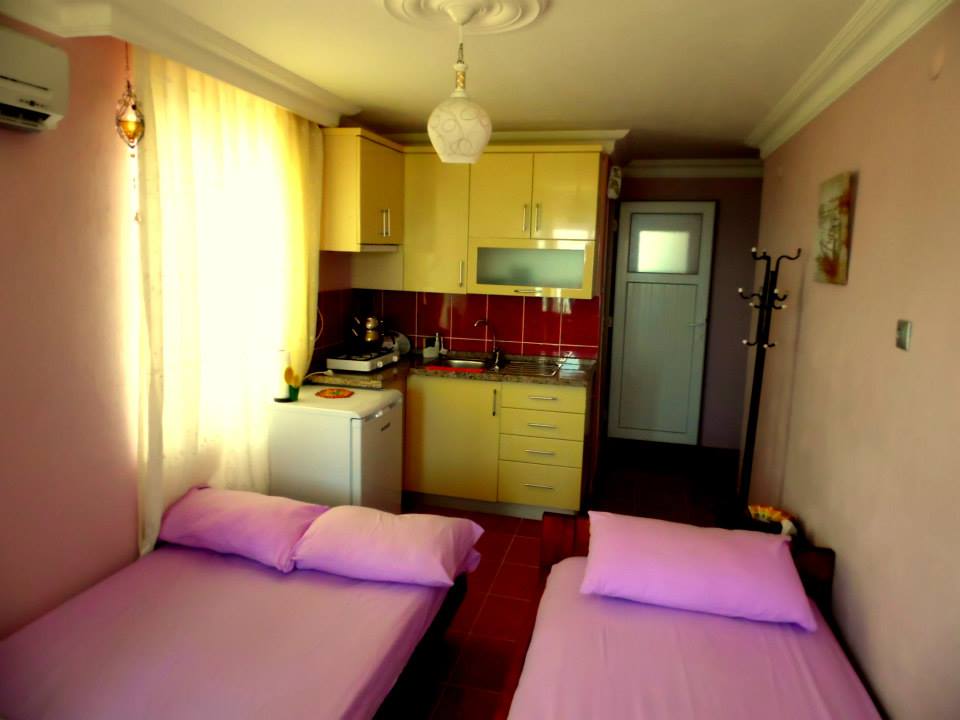 MERSİN TATİL VE KONAKLAMA REHBERİ MERSİN TAŞUCU KİRALIK STÜDYO DAİRELER