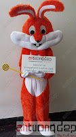 mascot con thỏ 