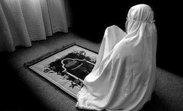 Keutamaan Wanita Sholat Di Rumah, Baca Sehingga Tidak Salah Niat Keutamaan Wanita Sholat Di Rumah, Baca Sehingga Tidak Salah Niat
