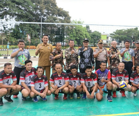 Wali Kota Sukabumi Membuka Turnamen Bola Voli FKPPI Cup