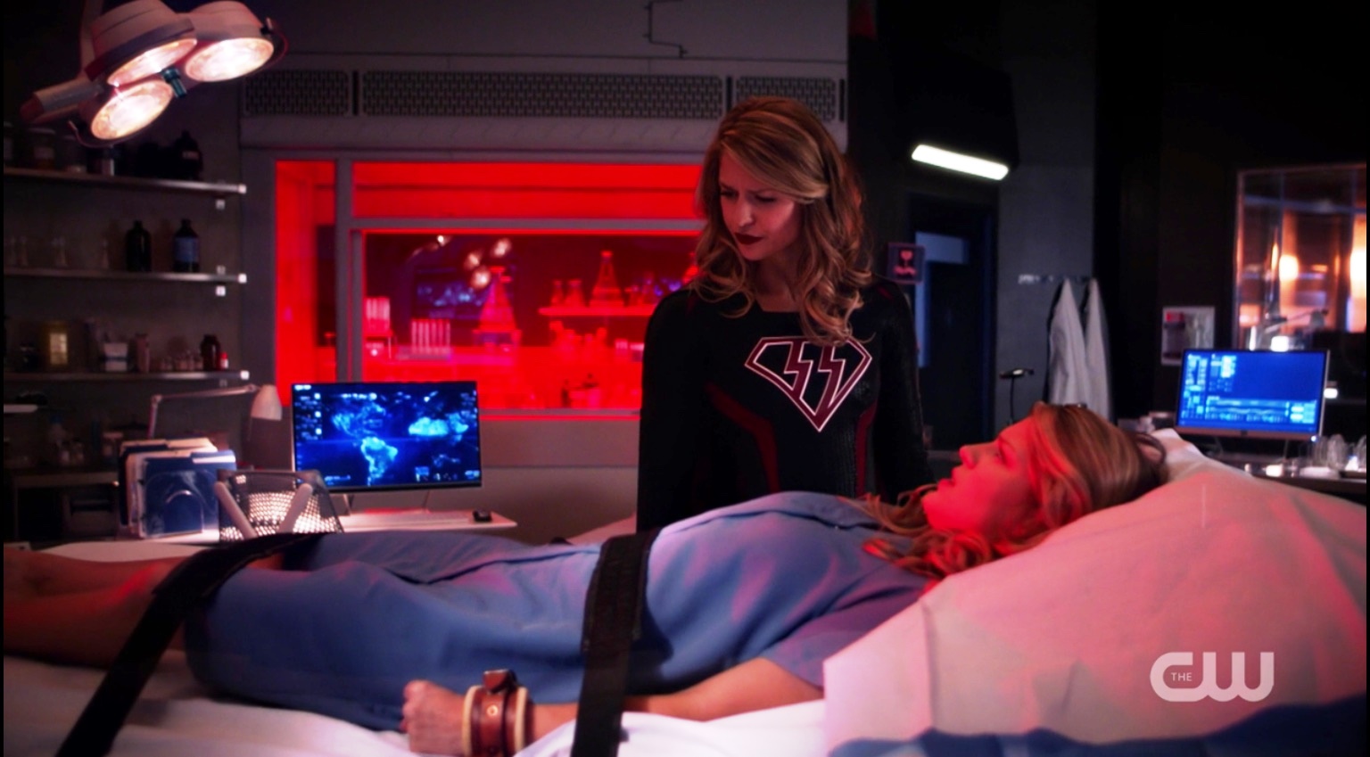 Supergirl Comic Box Commentary Crisis On Earth X Review Parts 2,3, & 4