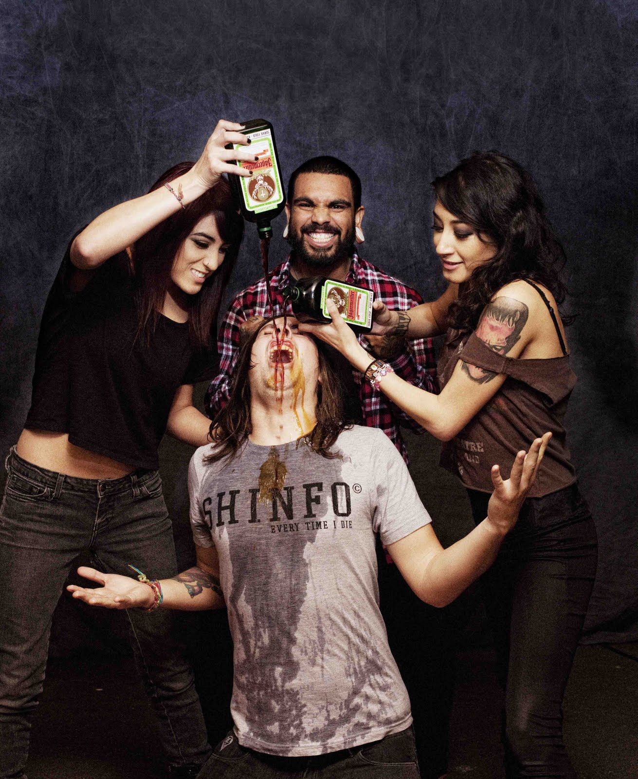 солистка eyes set to kill. группа eyes set to kill. Set to much. Alexia rodriguez (eyes set to kill). Set to much.