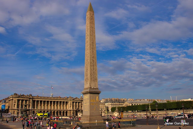 Paris. Turismo. Vistas. Monumentos