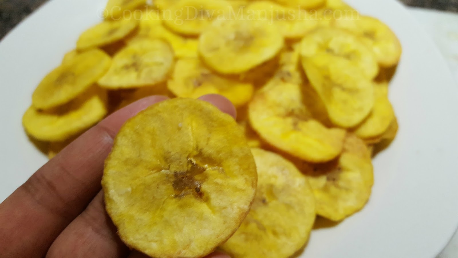Ethakka upperi Kaya varathathu Kerala Banana chips Plantain chips