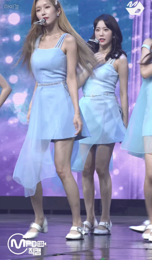 엠카 우주소녀 루다 하늘하늘한 원피스