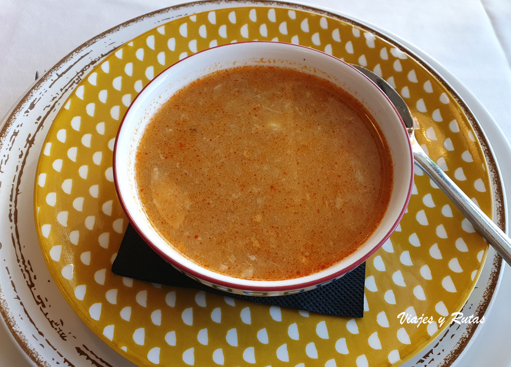 Caldo de El Uría, Tazones