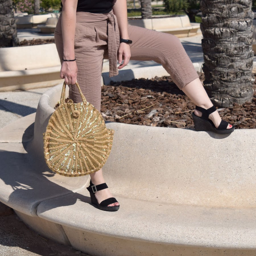 crop_pant_and_offshouldres 