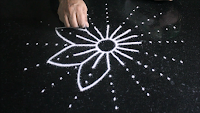 Lotus-kolam-step-bystep-81120ab.png