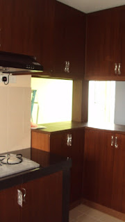 IQUEST DESIGNS: Simple Kitchen Cabinet Design for Small Apartment