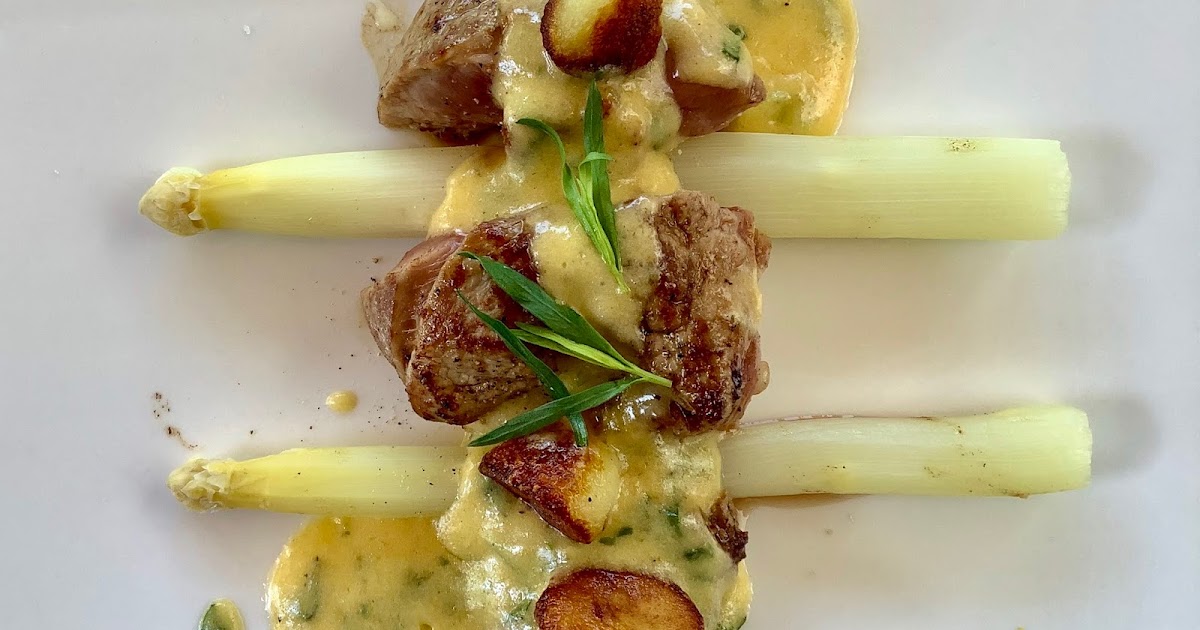 Lamb steak, asparagus, Béarnaise Recipe