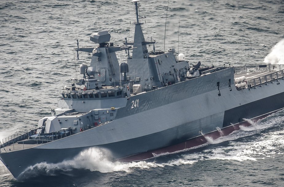 The%2BNew%2BPolish%2BNavy%2Bvessel%2BORP%2BSlazak%2Bready%2Bfor%2Bduty%2B925%2B001.jpg