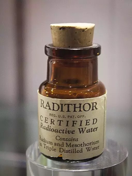 Radithor: Minuman Energi Radioaktif Yang Mematikan 🍾