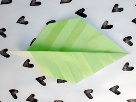 how to fold an origami leaf