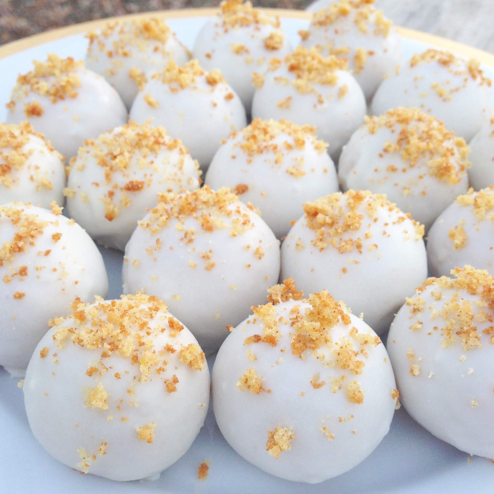 Just Jenny Lynne Pumpkin Cream Cheese Cake Balls
