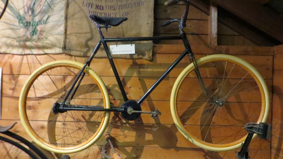 biciak Glenn Eames' Old Spokes Home in Burlington, Vermont