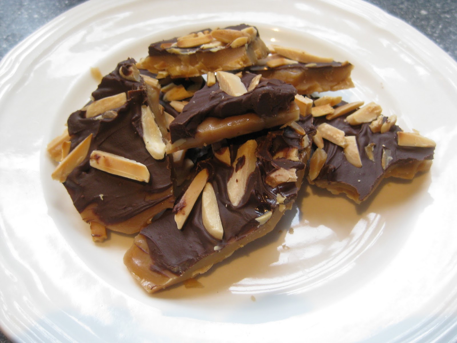 Food Lust People Love Toffee with Chocolate and Almond Slivers