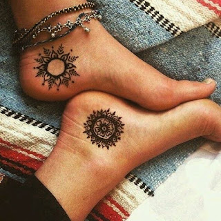 Simple mehndi designs for hands Collection
