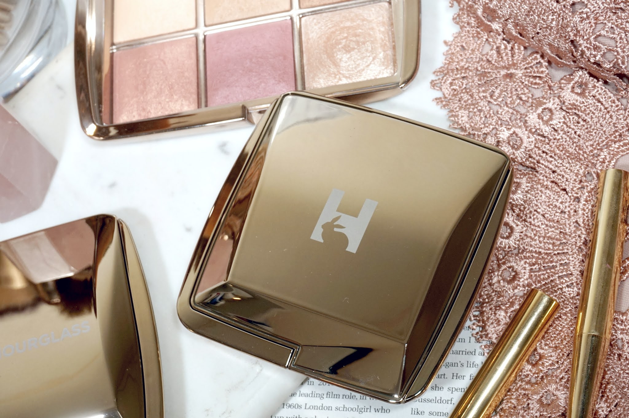  Review Hourglass Ambient Lighting Edit Mini Sculpture Unlocked