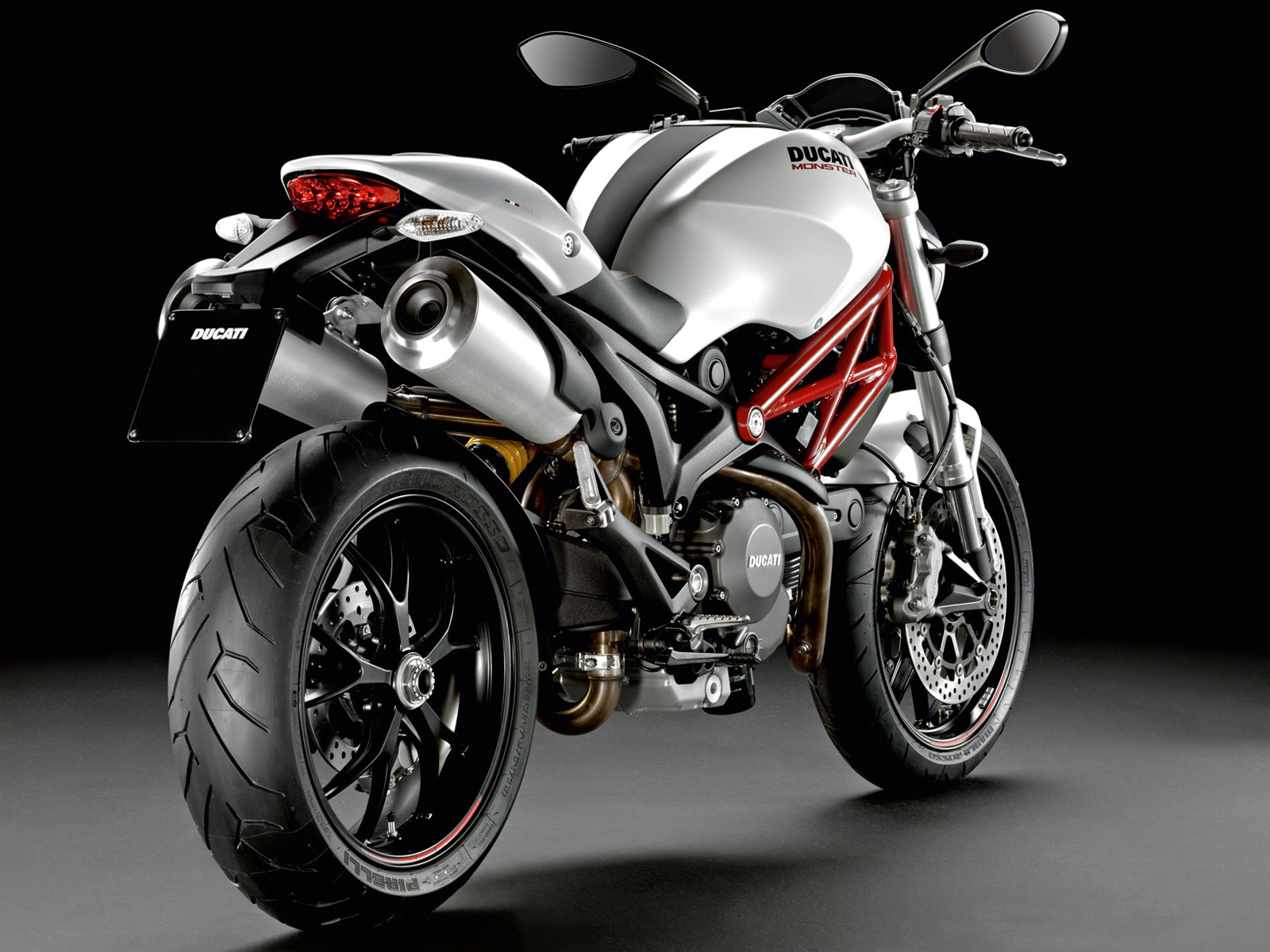 2013 Ducati Monster 796 motorcycle photos and insurance informations