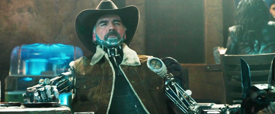 Movie and TV Cast Screencaps: Alita: Battle Angel (2019) / Directed by