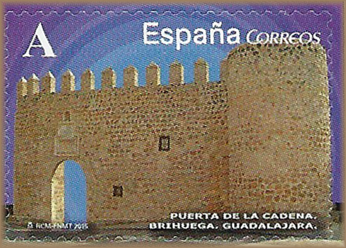 Puerta de la Cadena en Brihuega