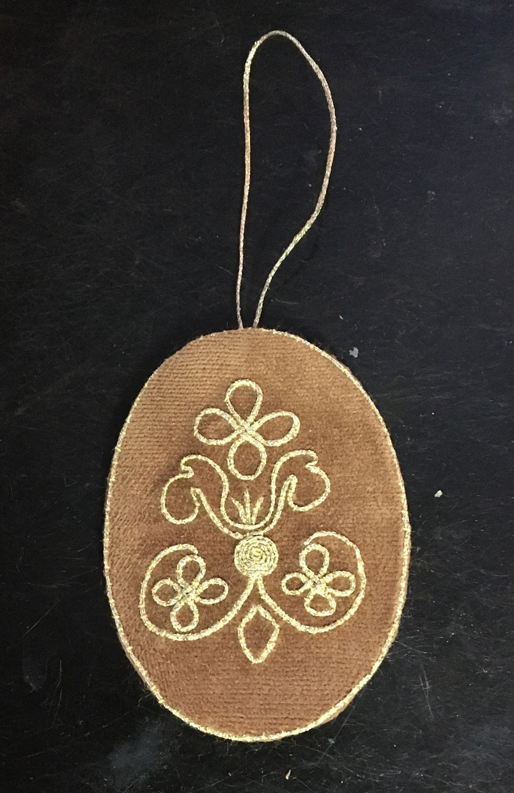ABrownsDesigns Goldwork Ornament