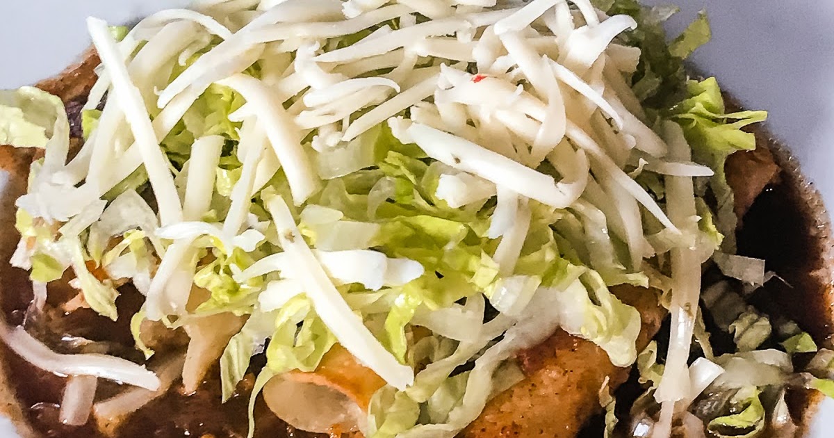 Tinks Kitchen No. 390 Chicken Flautas W Cabbage Pepper Slaw