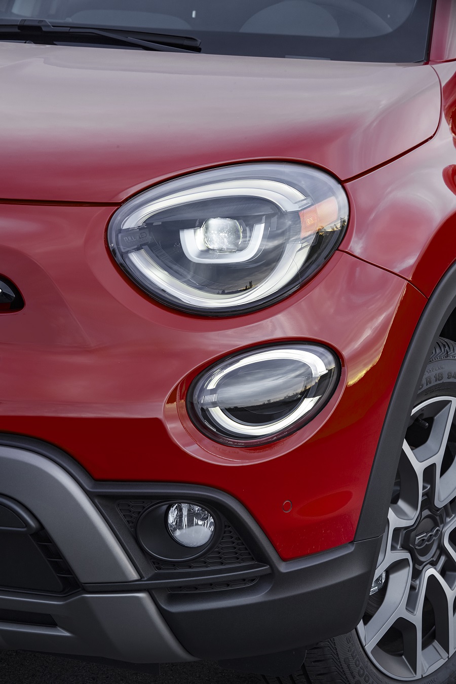 Fiat 500 USA Redesigned Fiat 500X Debuts in USA