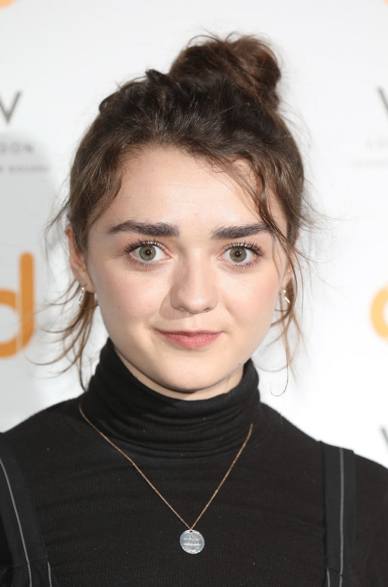 Red Carpet Dresses: Maisie Williams - Daisie Launch Party 2018