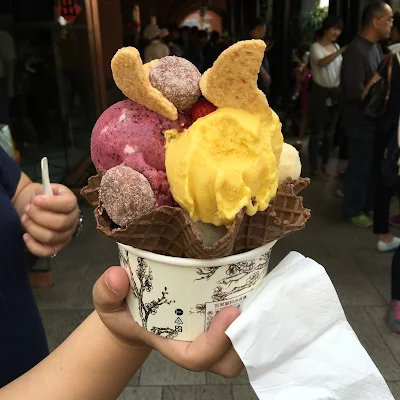 ice cream sundae at Miyahara in Taichung, Taiwan