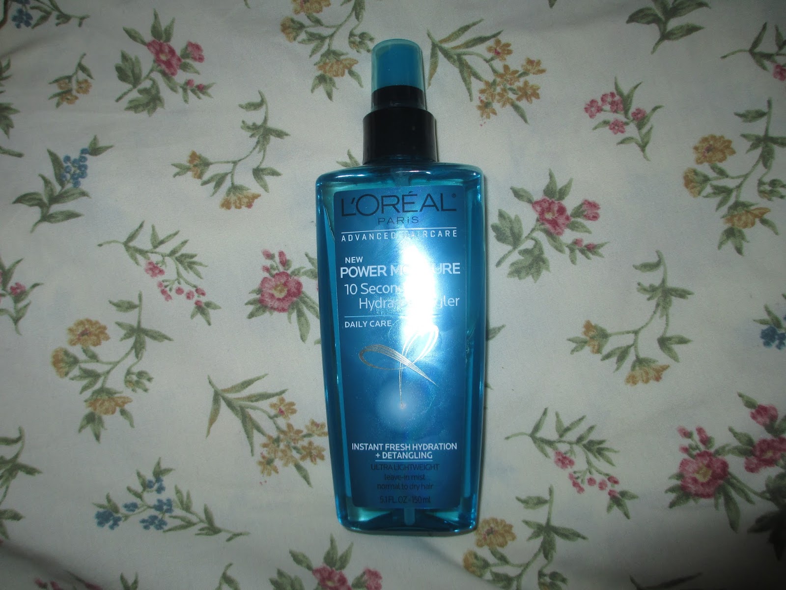 Whats Inside Your Beauty Bag? L'Oreal Paris Power Moisture 10 Second