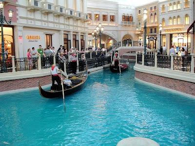 Famous Hotels: 8 Star Hotels in The World