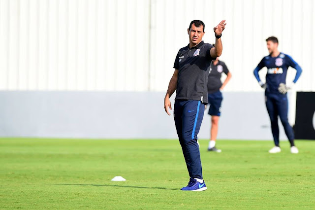 Invicto em 2017, Carille vai mandar o Corinthians ao ataque em Itaquera (foto: Sergio Barzaghi/Gazeta Press) Invicto em 2017, Carille vai mandar o Corinthians ao ataque em Itaquera (foto: Sergio Barzaghi/Gazeta Press)